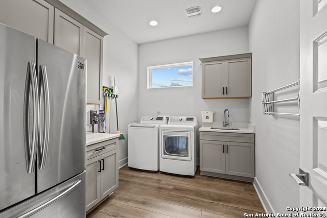 Image 45 of 97 For 1032 Clear Water