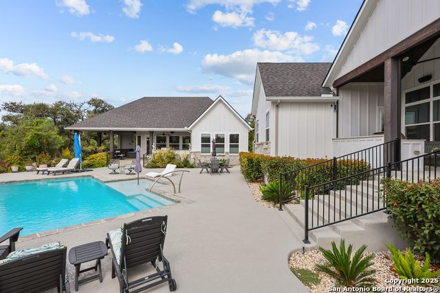 Image 51 of 97 For 1032 Clear Water