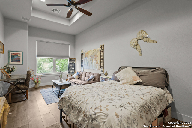 Image 90 of 97 For 1032 Clear Water