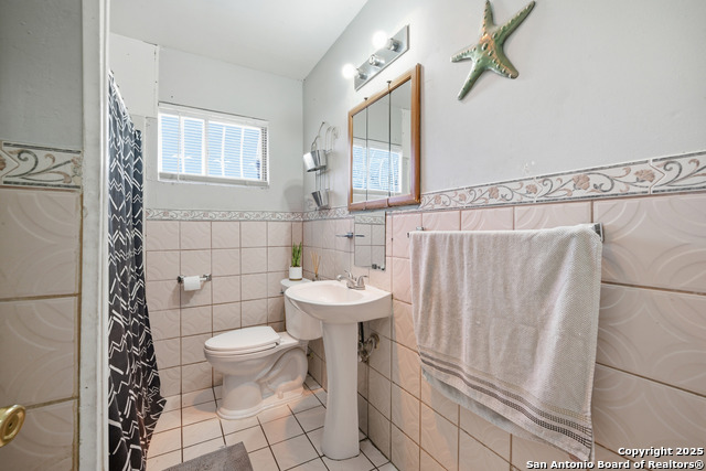 Image 13 of 22 For 3030 Hatton  