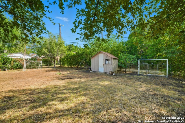 Image 20 of 22 For 3030 Hatton  