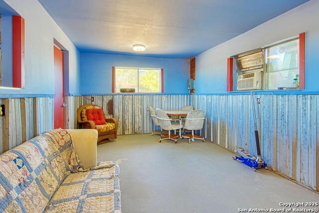 Image 42 of 50 For 15260 Miller Rd