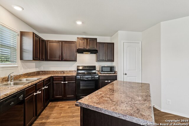 Image 8 of 23 For 5527 Rosillo Hl