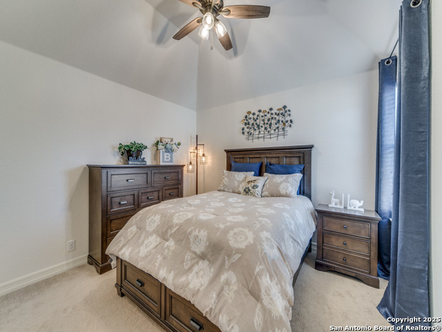 Listing photo id 11 for 2503 Ladera  