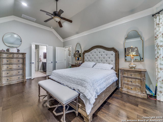 Listing photo id 15 for 2503 Ladera  