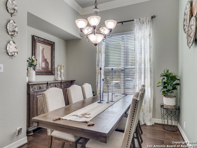 Listing photo id 6 for 2503 Ladera  