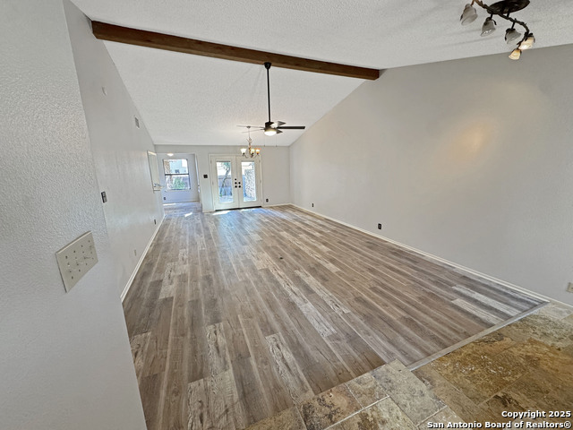 Image 24 of 31 For 16918 Summer Creek Dr