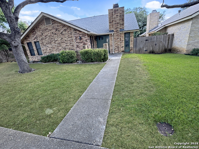 Image 26 of 31 For 16918 Summer Creek Dr