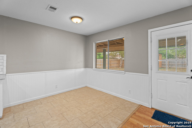 Image 14 of 28 For 4623 Golden Mdws