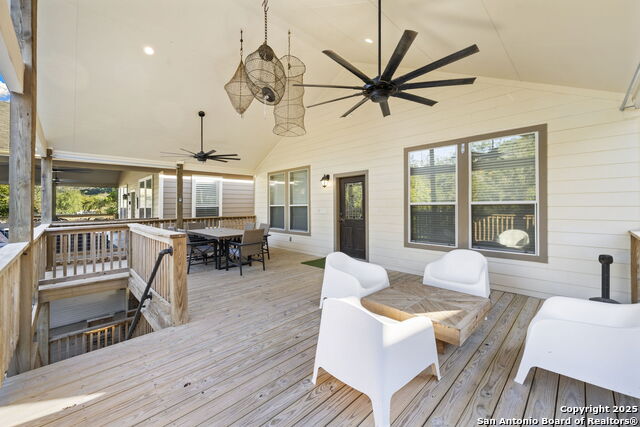 Listing photo id 20 for 198 River Villas Ct Unit 3