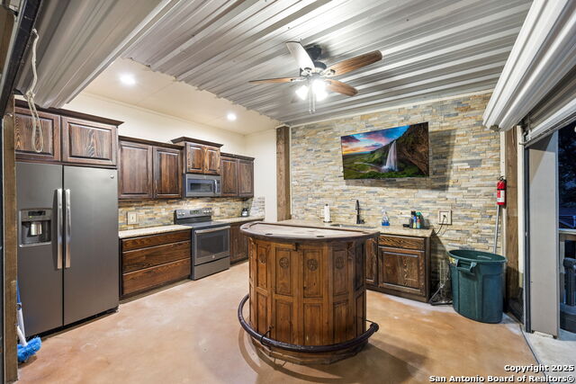 Listing photo id 1 for 198 River Villas Ct Unit 3