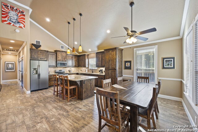 Listing photo id 4 for 198 River Villas Ct Unit 3