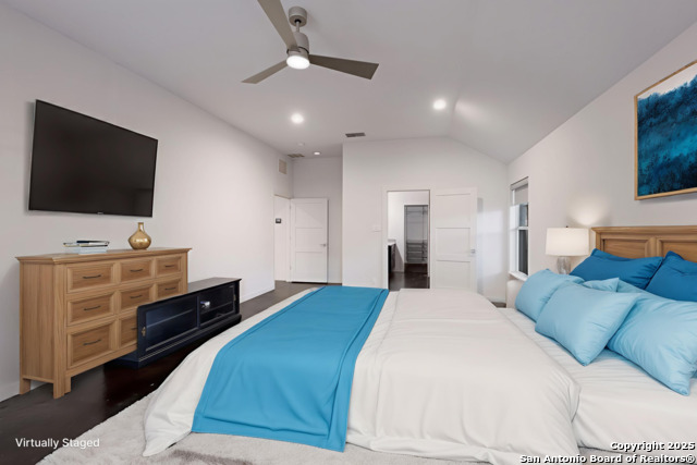 Listing photo id 20 for 5 Carah Ct  