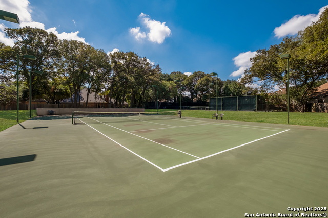 Listing photo id 34 for 5 Carah Ct  