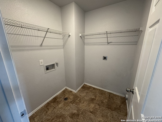 Listing photo id 14 for 12522 Kava Knl