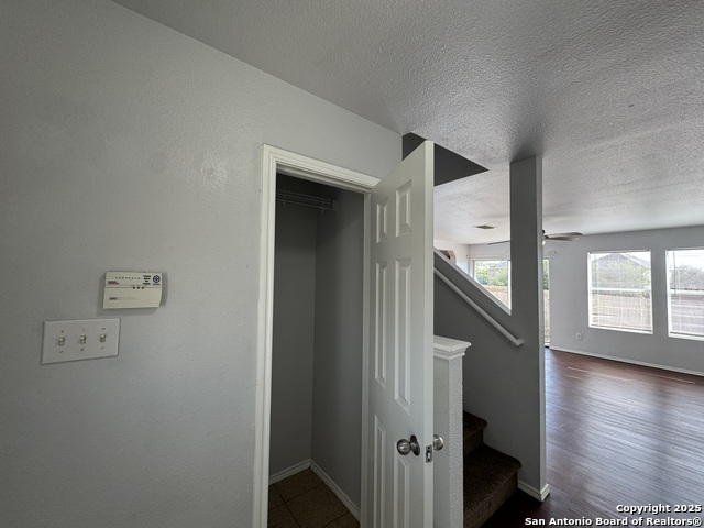 Listing photo id 2 for 12522 Kava Knl