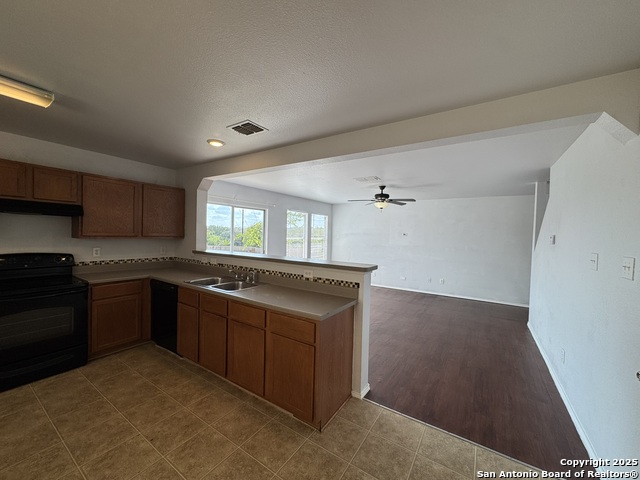 Listing photo id 6 for 12522 Kava Knl