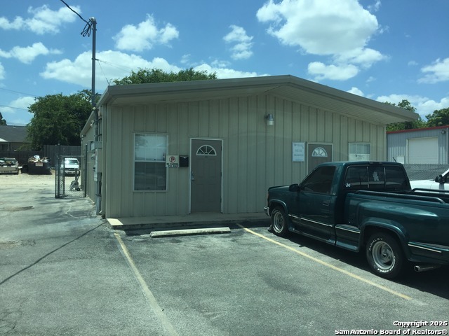 Listing photo id 2 for 12739 Oconnor  101