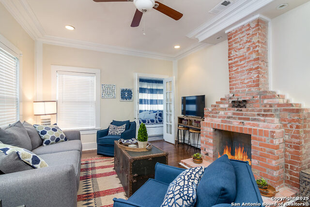 Image 11 of 38 For 418 Myrtle