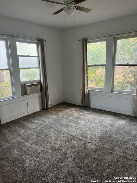 Image 19 of 27 For 418 W Mulberry Apt A