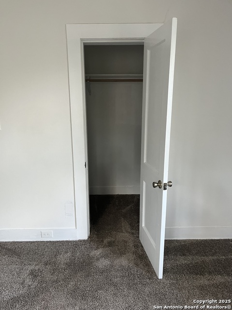 Image 20 of 27 For 418 W Mulberry Apt A