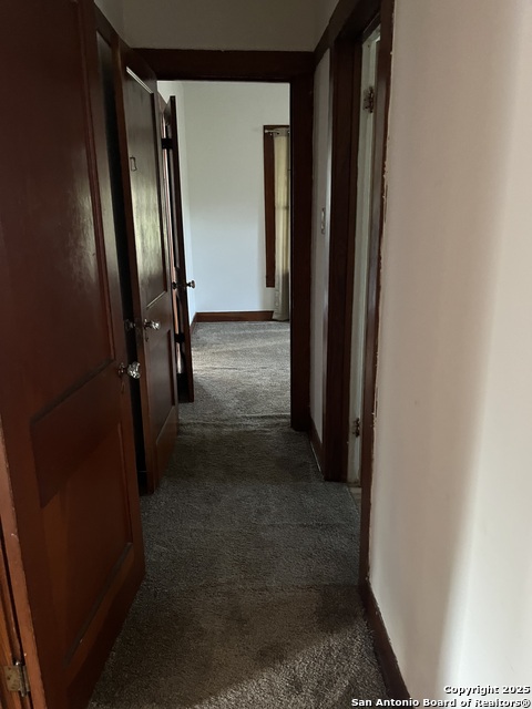 Image 23 of 27 For 418 W Mulberry Apt A