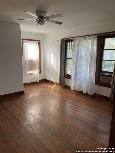 Image 7 of 27 For 418 W Mulberry Apt A