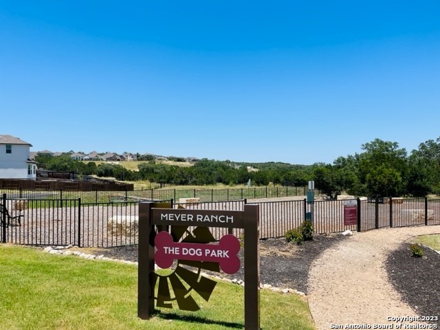 Image 28 of 37 For 1210 Cross Gable