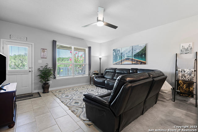 Image 4 of 37 For 1210 Cross Gable