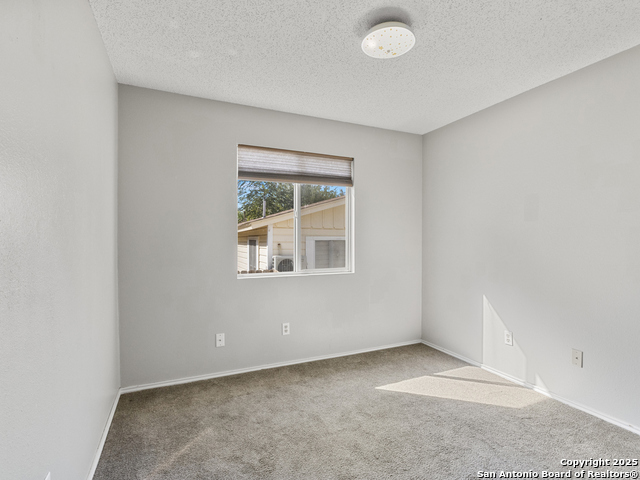 Image 24 of 33 For 142 Jean