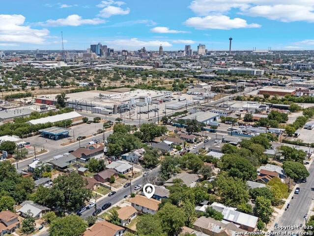 Image 31 of 33 For 142 Jean