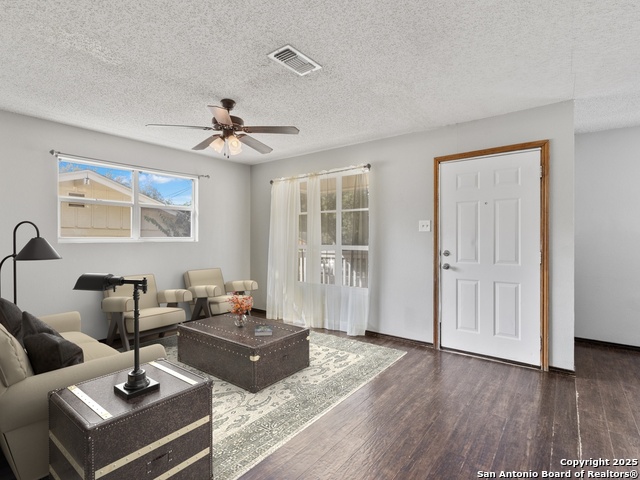 Image 6 of 33 For 142 Jean