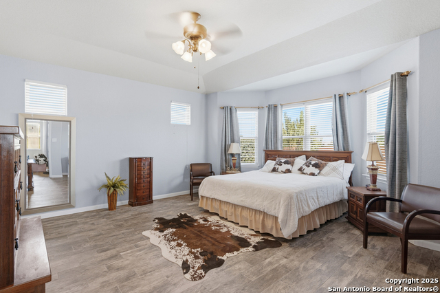 Listing photo id 17 for 851 Highland