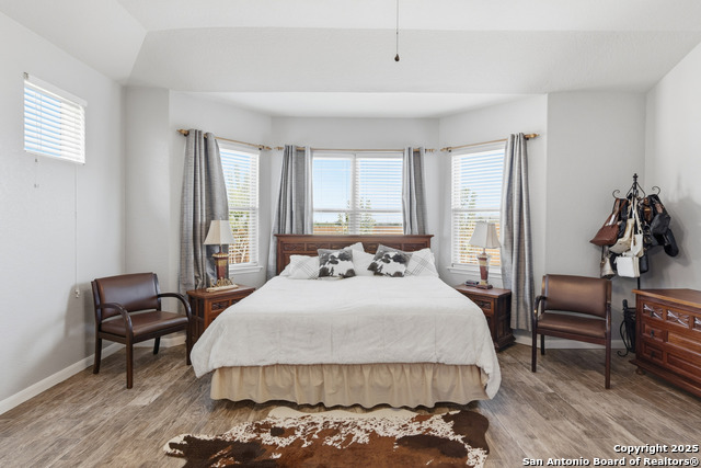 Listing photo id 18 for 851 Highland