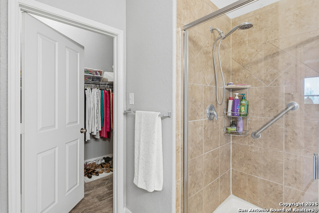 Listing photo id 22 for 851 Highland