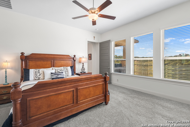 Listing photo id 13 for 270 Blue Diamond