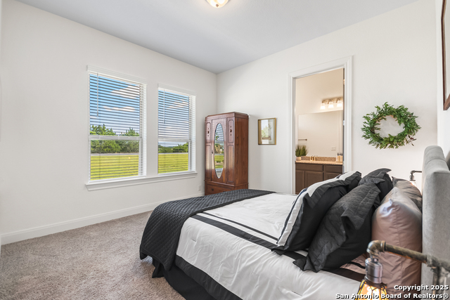 Listing photo id 17 for 270 Blue Diamond