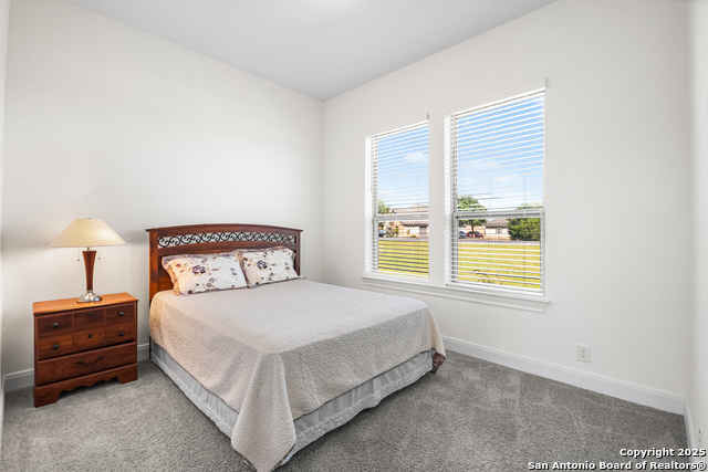 Listing photo id 33 for 270 Blue Diamond