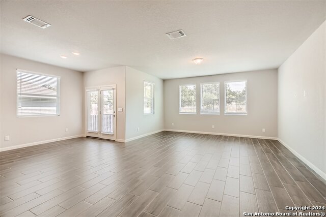 Image 5 of 38 For 4725 Club Face