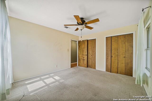 Image 23 of 45 For 983 Hollyhock