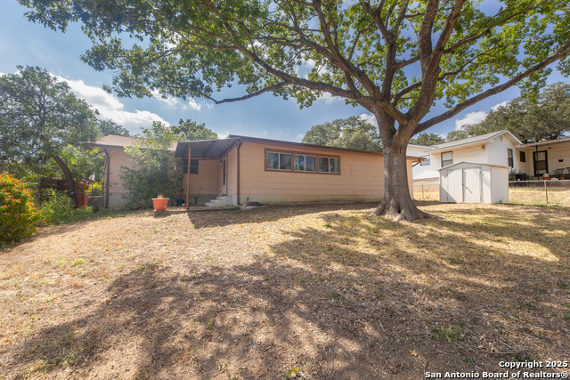 Image 24 of 31 For 3807 Palfrey St E