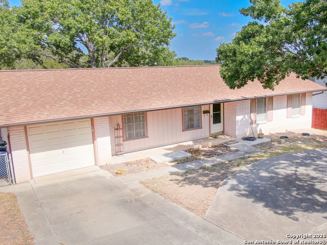 Image 6 of 31 For 3807 Palfrey St E