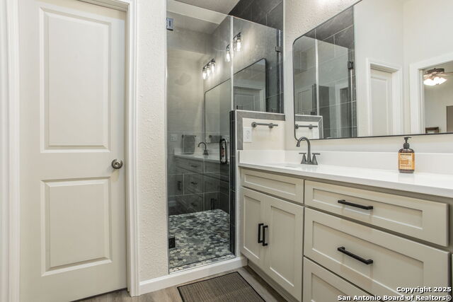 Listing photo id 12 for 11415 Whisper Dawn