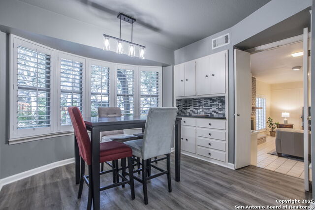 Listing photo id 7 for 11415 Whisper Dawn