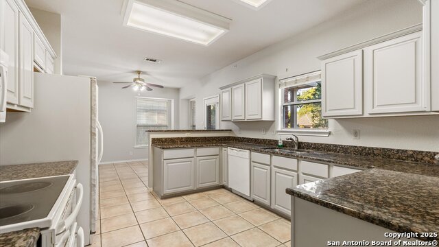 Image 6 of 18 For 902 Visor