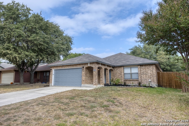 Image 3 of 33 For 7825 Sandpiper Park