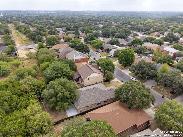 Image 30 of 33 For 7825 Sandpiper Park