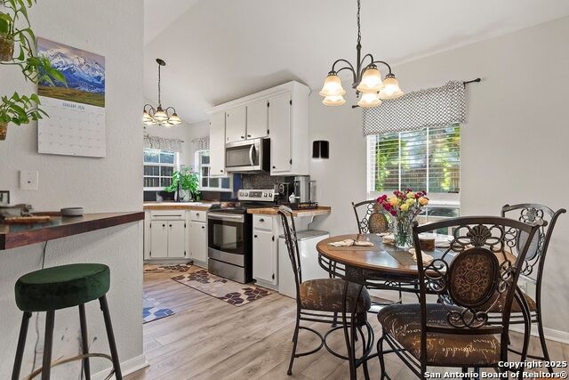 Image 11 of 37 For 204 Lake Park Loop