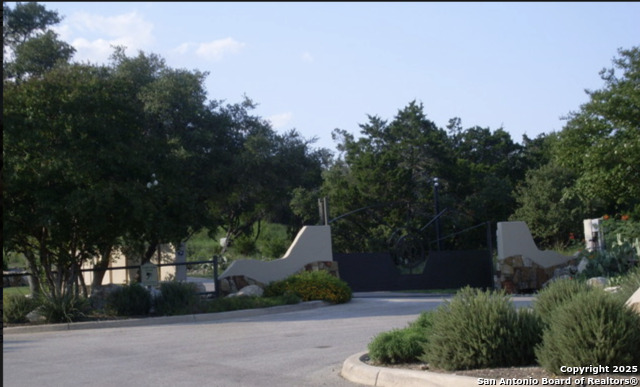 Image 4 of 13 For 8222 Storm Circle