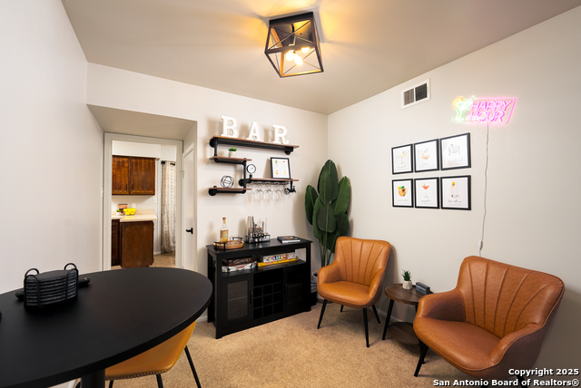 Image 19 of 39 For 8507 Rockmoor